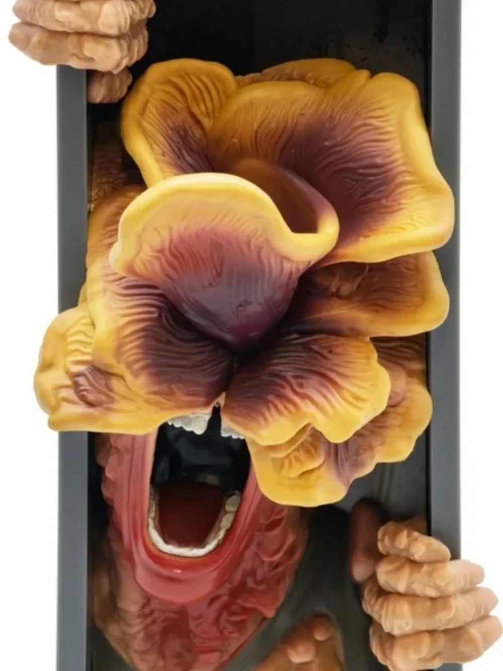 The Last of Us Nooks Collectible Figure - Brown/Gold